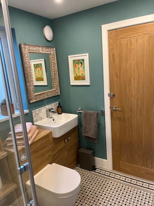Cotswold Retreat *
